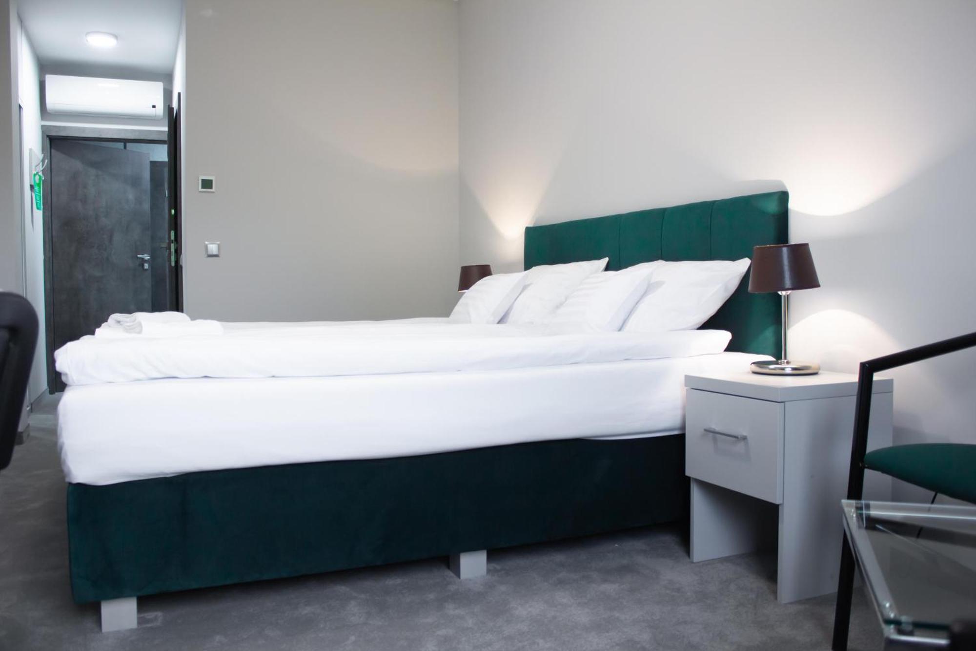 Hotel Promenada Biznes & Wypoczynek Радом Номер фото